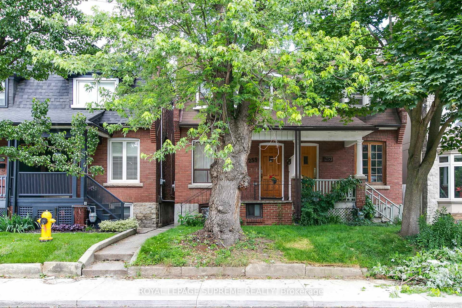 255-howland-avenue-toronto-ontario-c12285204