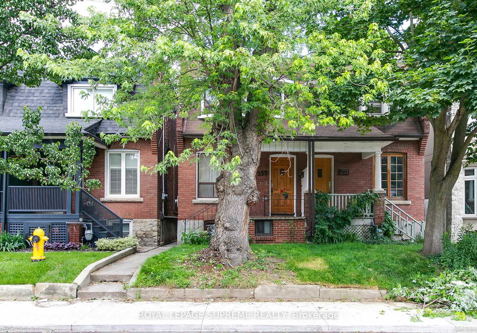 255-howland-avenue-toronto-ontario-c12285204