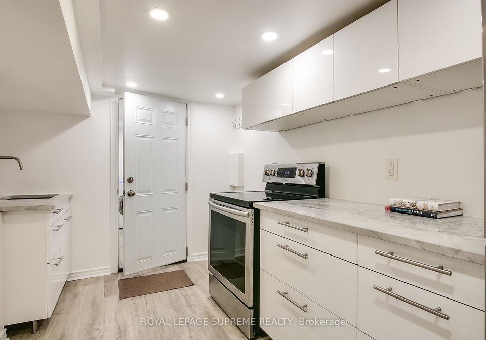 255-howland-avenue-toronto-ontario-c12285204