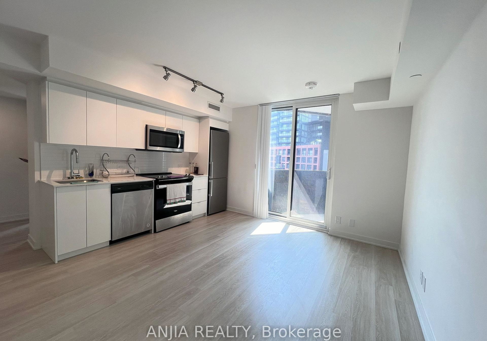 30-tretti-way-toronto-ontario-c12285313
