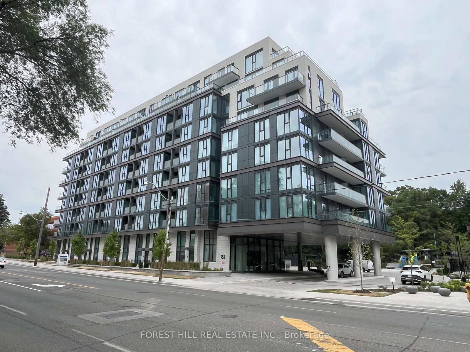 250-lawrence-avenue-w-w-toronto-ontario-c12285358