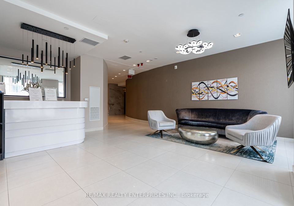 741-sheppard-avenue-w-w-toronto-ontario-c12285372