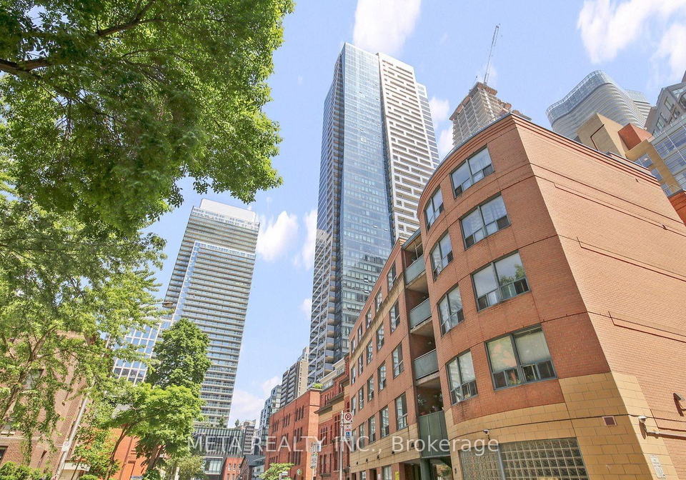 5-st-joseph-street-toronto-ontario-c12285385