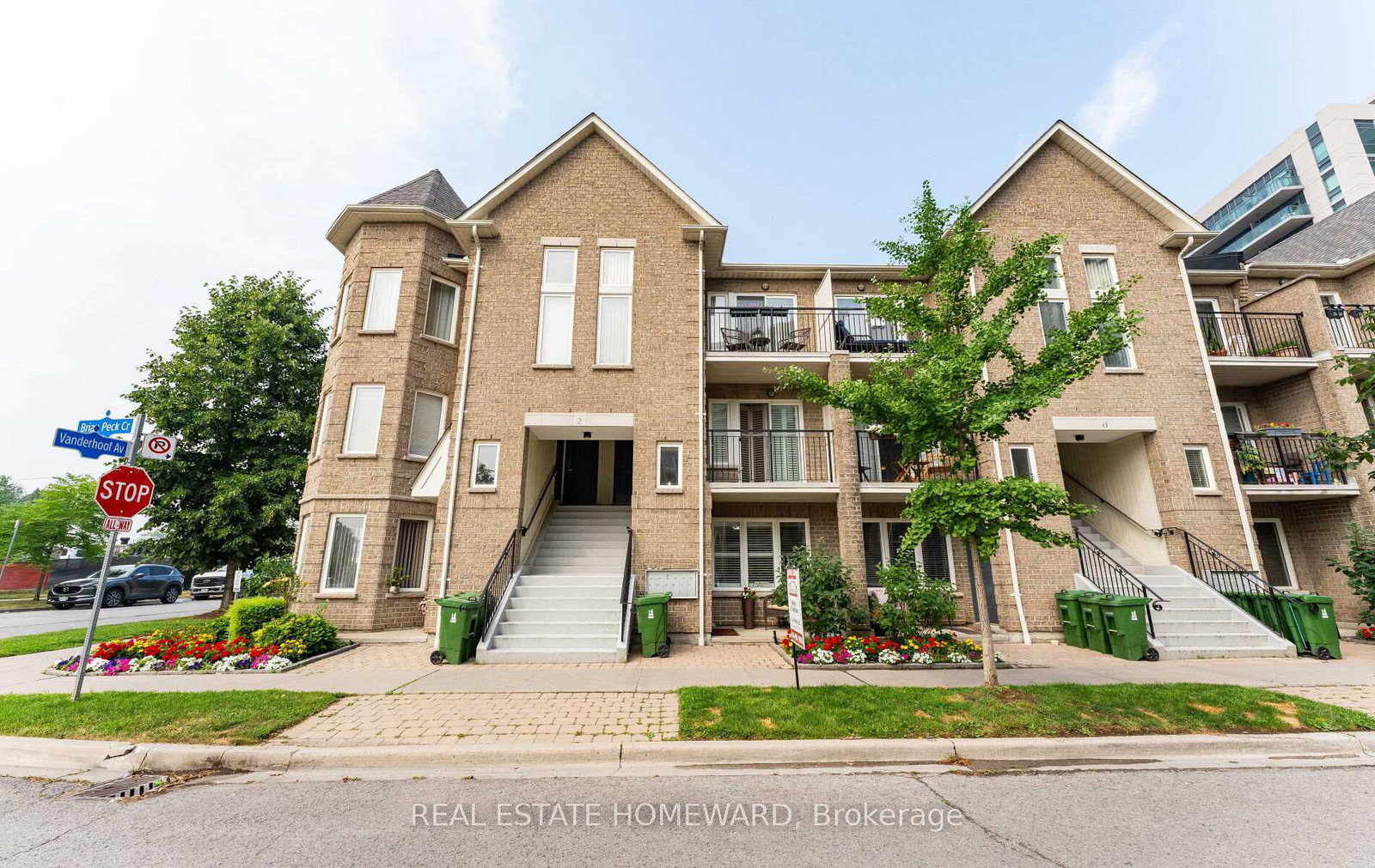 2-brian-peck-crescent-east-york-ontario-c12285538