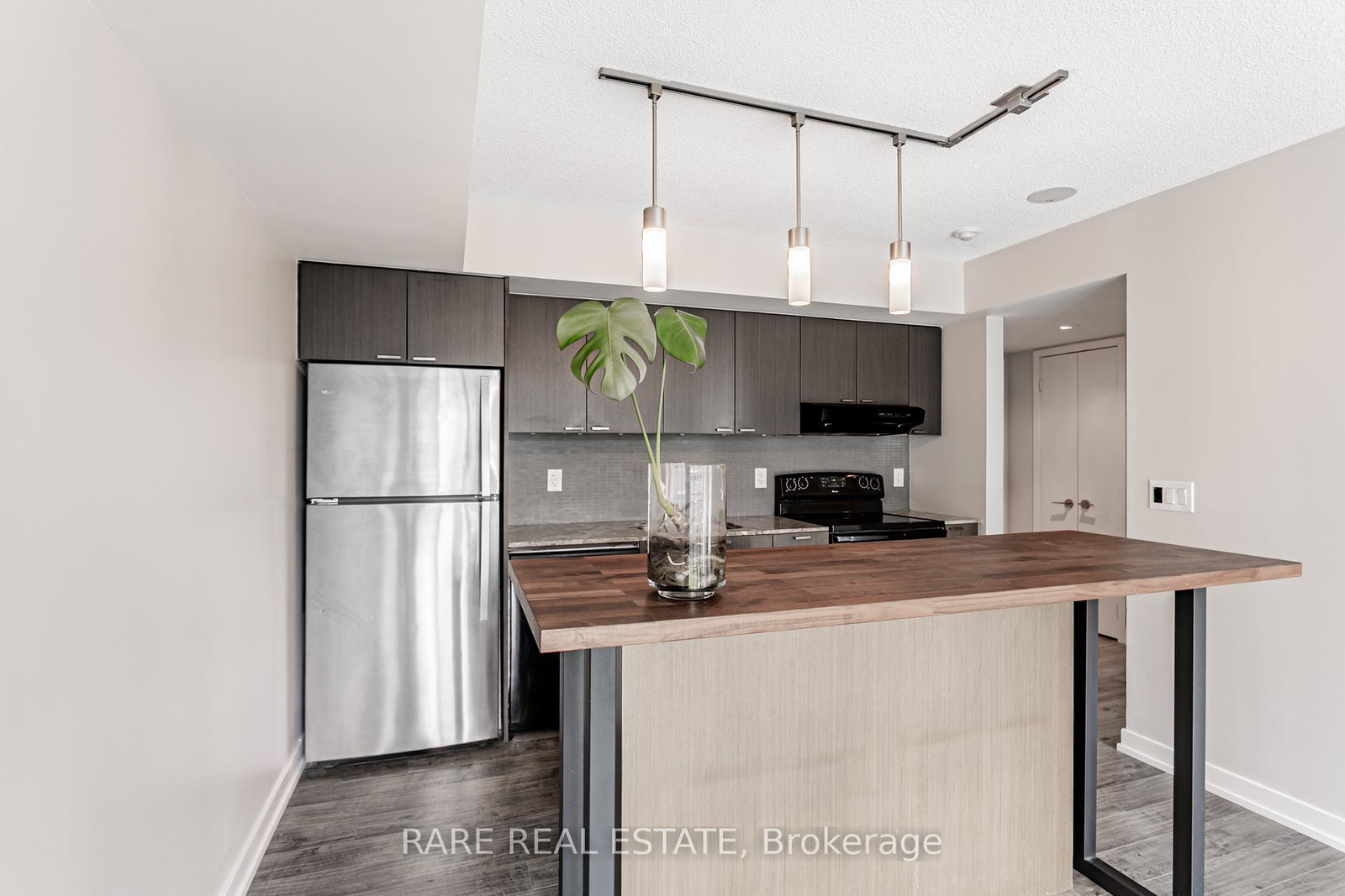 110-charles-street-e-e-toronto-ontario-c12285551