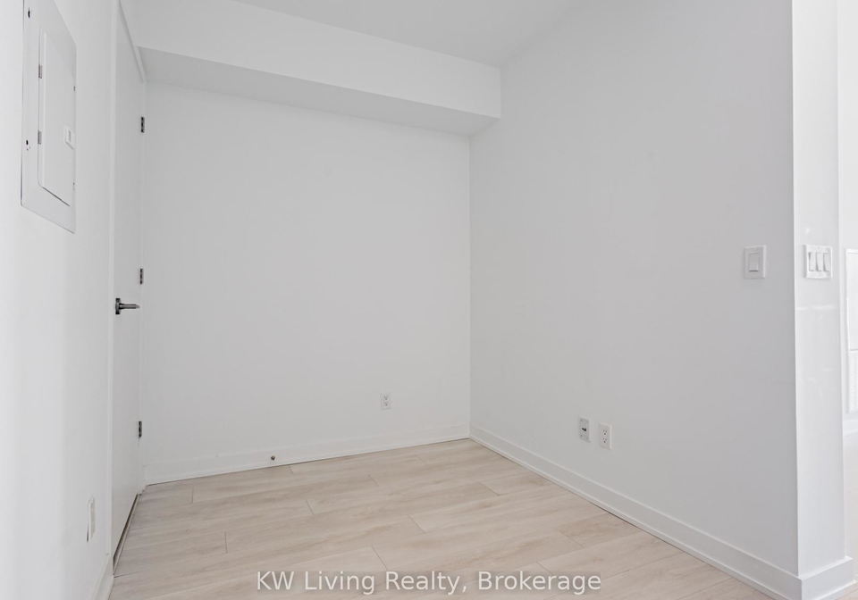 501-yonge-street-toronto-ontario-c12285656