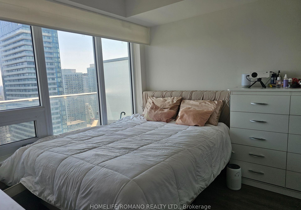 195-redpath-avenue-toronto-ontario-c12285870