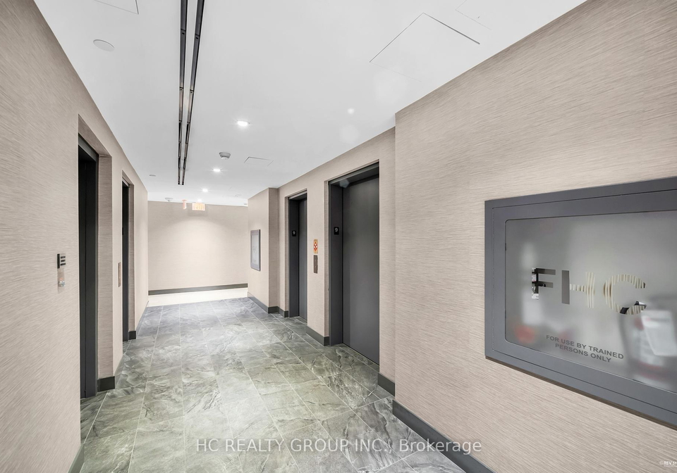 200-bloor-street-w-w-toronto-ontario-c12286022