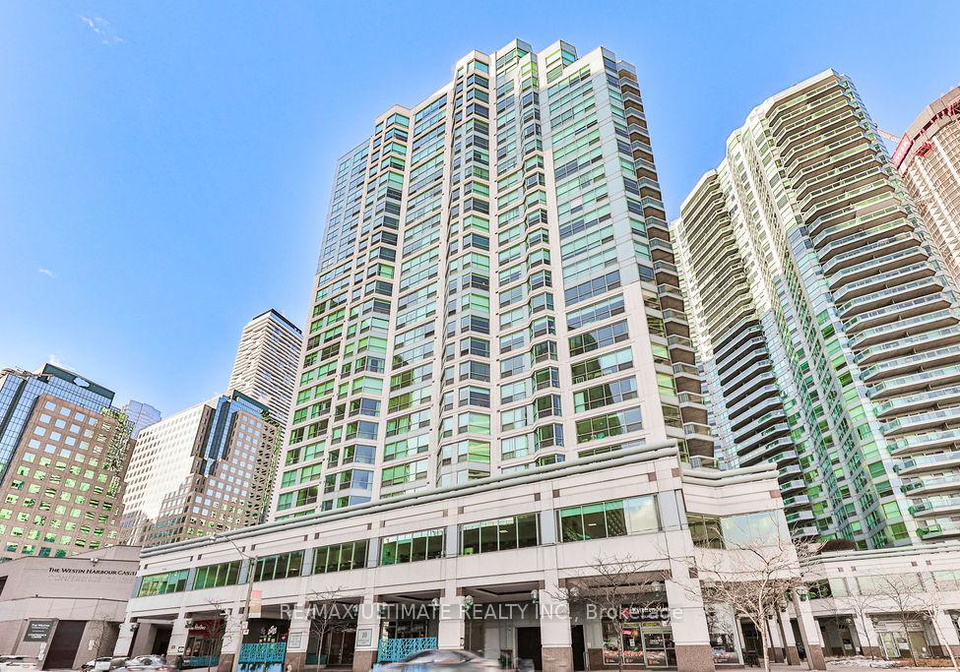 10-queens-quay-w-w-toronto-ontario-c12286061