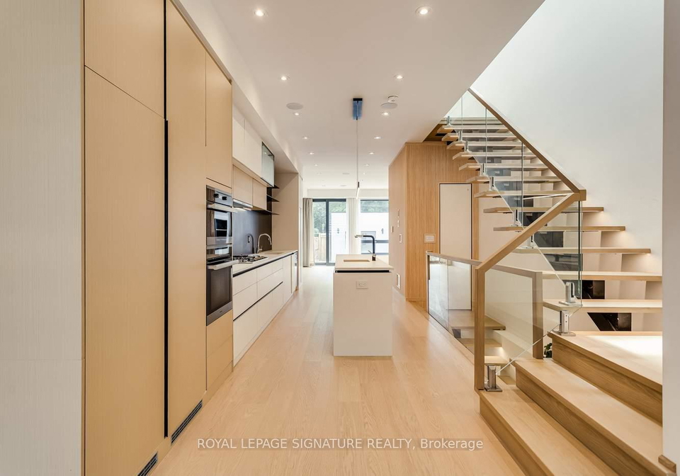 511-woburn-avenue-toronto-ontario-c12286088