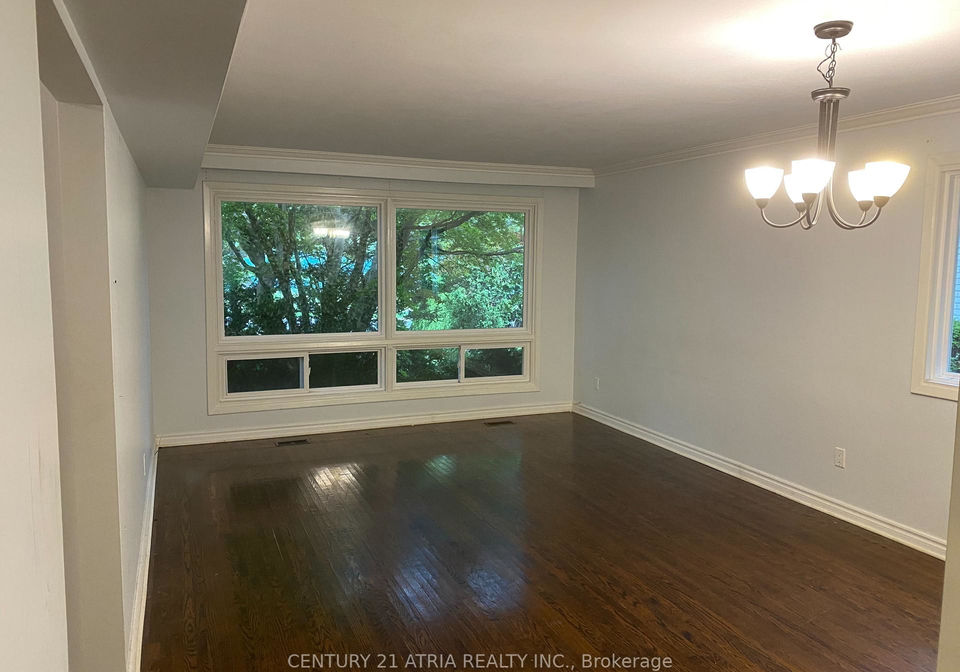 31-tournament-drive-north-york-ontario-c12286206