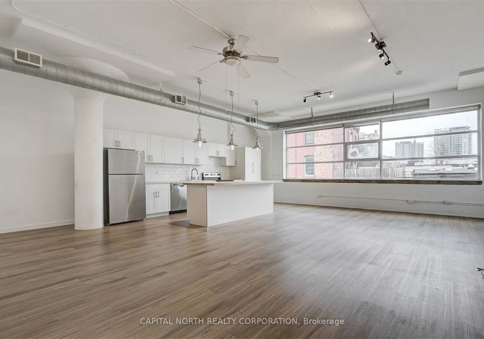 365-dundas-street-e-e-toronto-ontario-c12286442