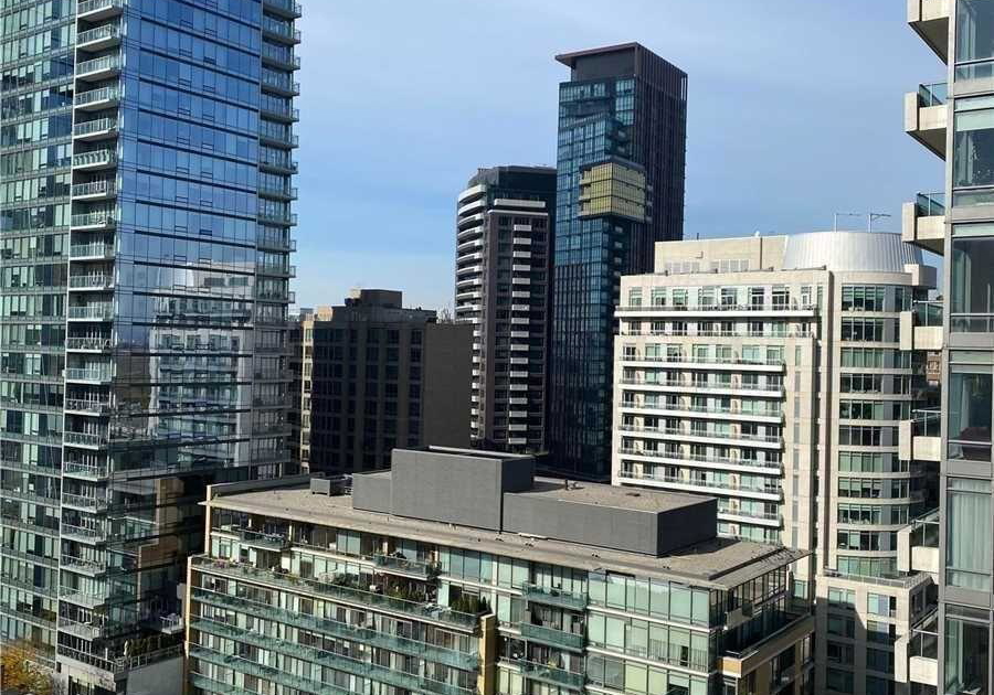 1-yorkville-avenue-toronto-ontario-c12286456