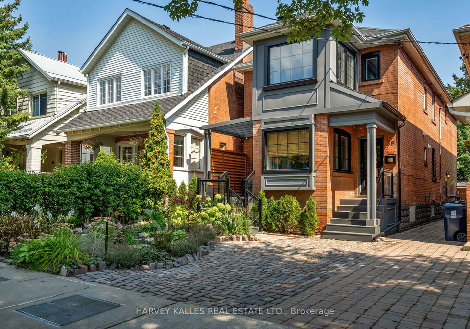 39-standish-avenue-toronto-ontario-c12286507