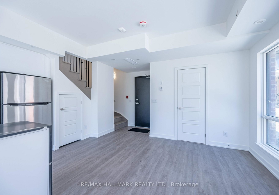 861-sheppard-avenue-w-w-toronto-ontario-c12286609