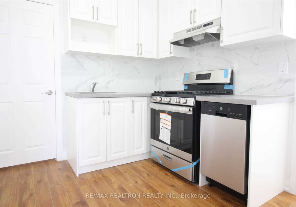 231-christie-street-toronto-ontario-c12286728