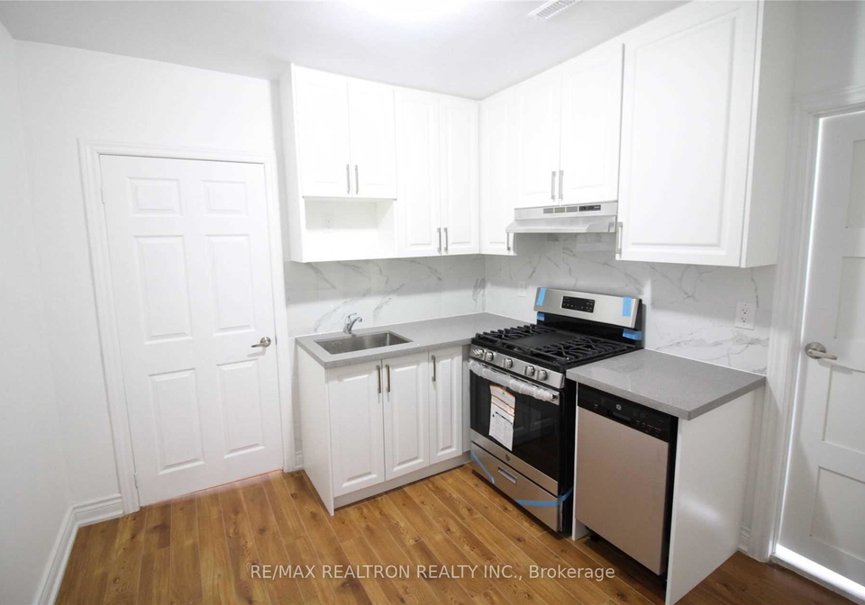 231-christie-street-toronto-ontario-c12286728