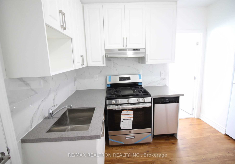 231-christie-street-toronto-ontario-c12286728