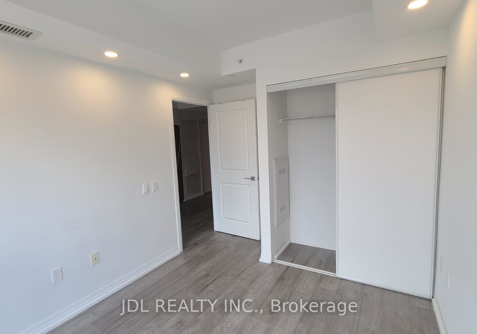 251-jarvis-street-toronto-ontario-c12286745
