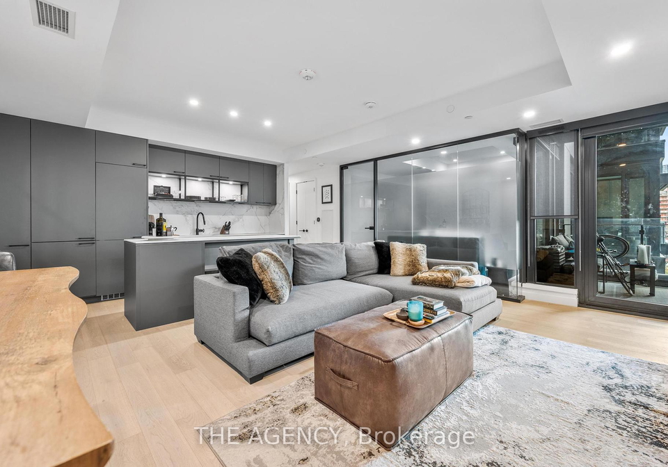 505-richmond-street-w-w-toronto-ontario-c12286754