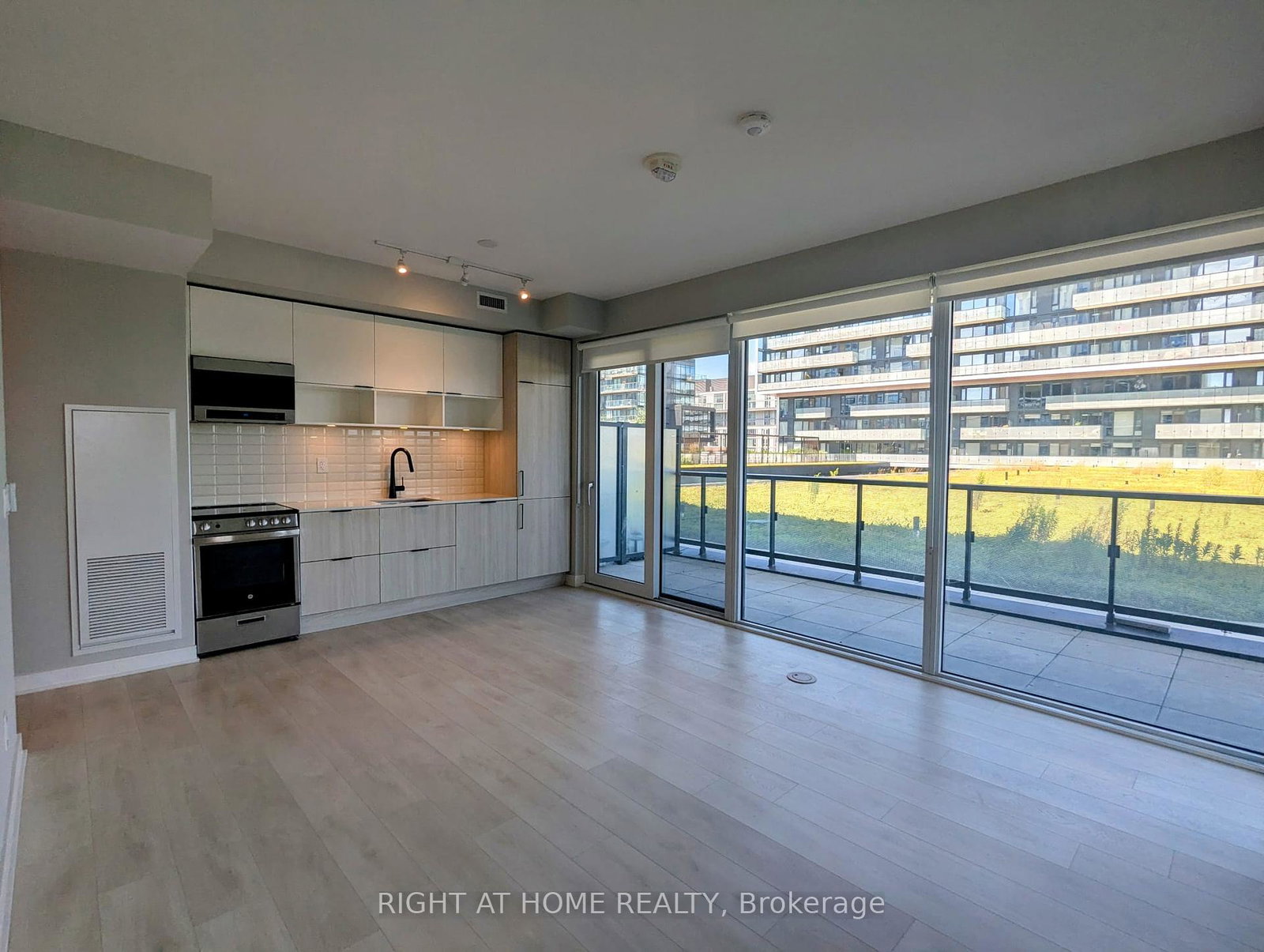 180-mill-street-toronto-ontario-c12286801
