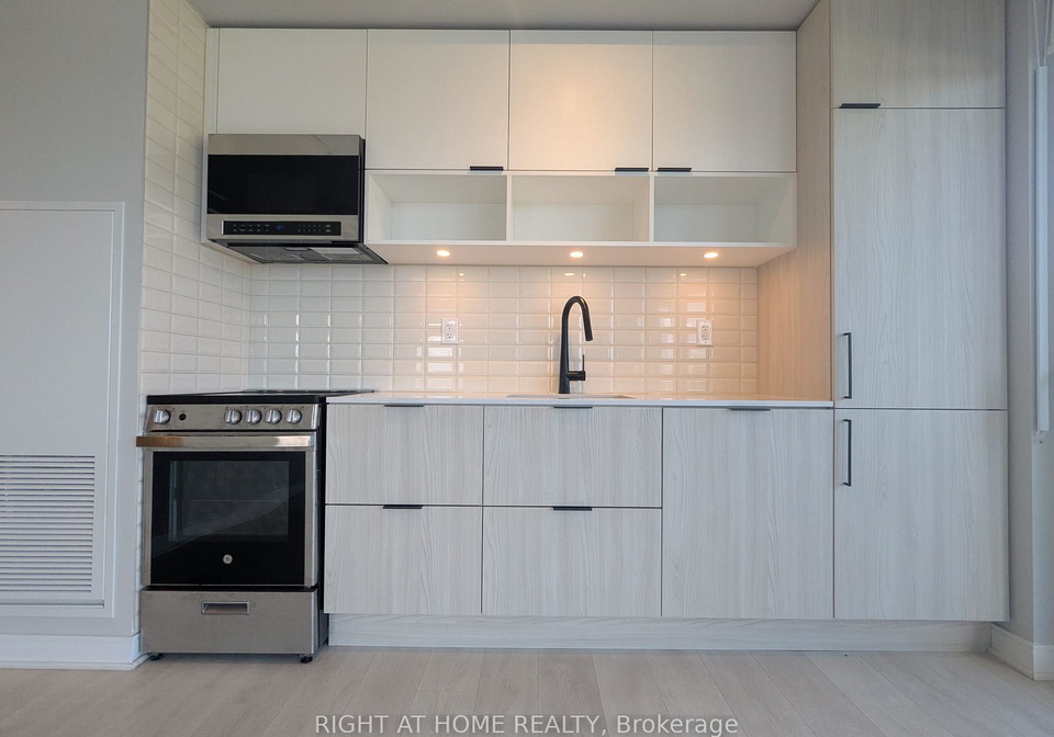 180-mill-street-toronto-ontario-c12286801