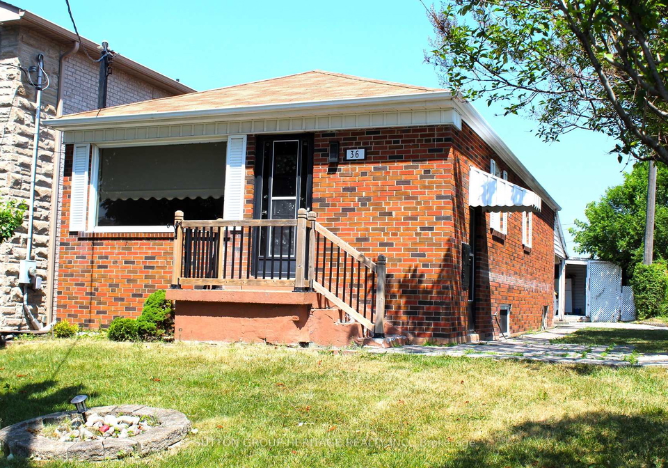 36-bartley-main-level-drive-north-york-ontario-c12286929