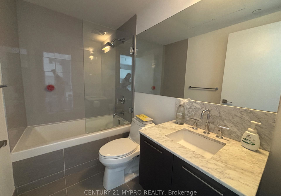 50-charles-street-e-e-toronto-ontario-c12286933