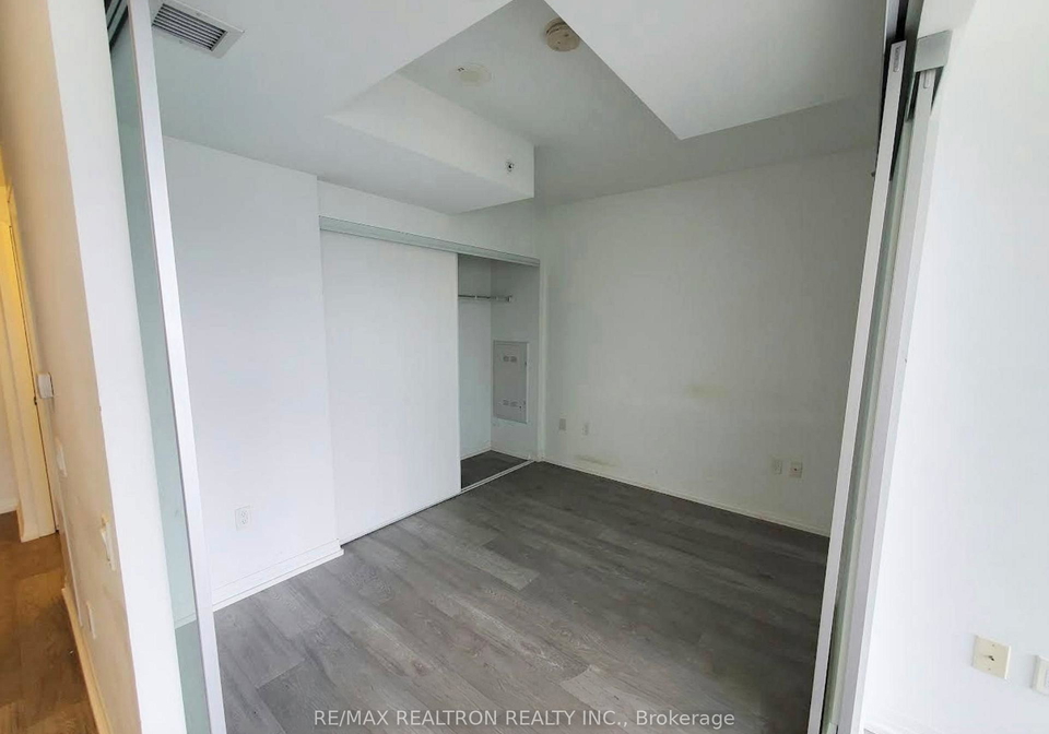 251-jarvis-street-toronto-ontario-c12286940