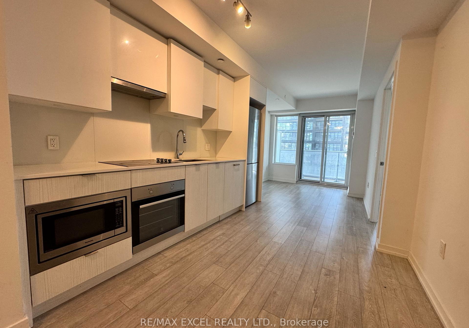 99-broadway-avenue-toronto-ontario-c12286942