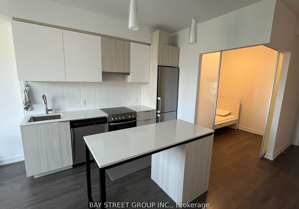 203-college-street-toronto-ontario-c12287050