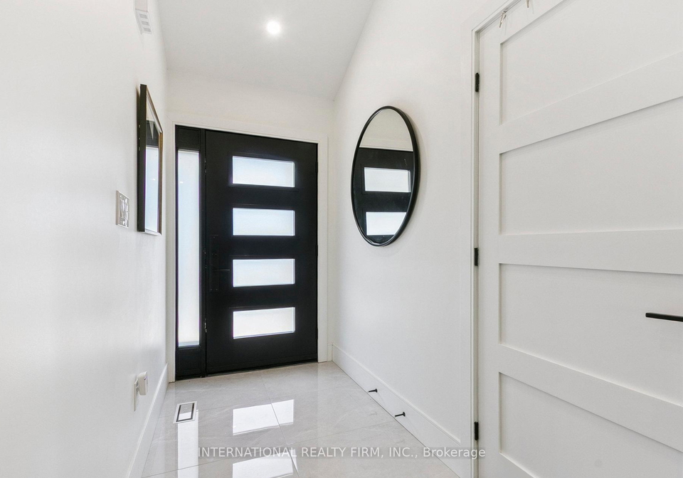 27-treadgold-crescent-north-york-ontario-c12287229