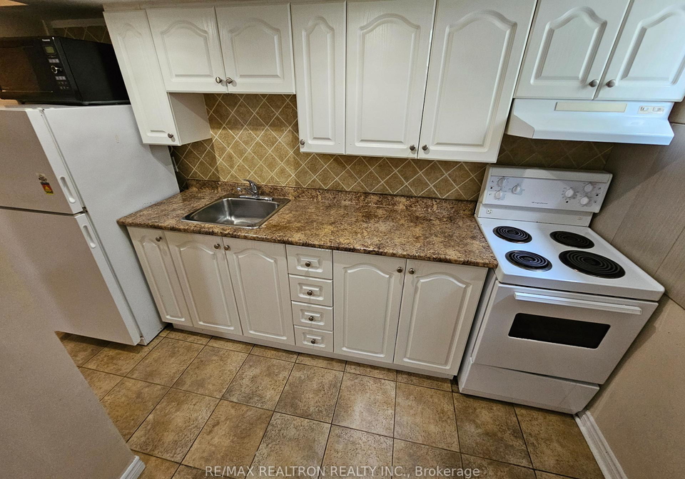 7-stafford-road-toronto-ontario-c12287248