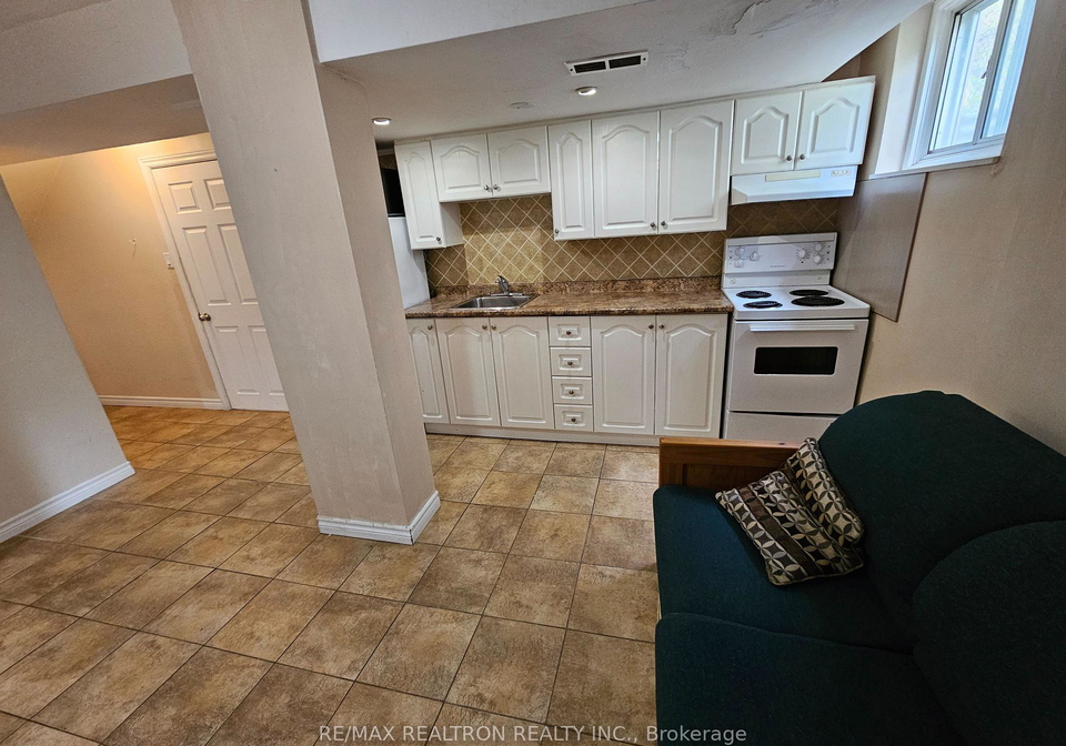 7-stafford-road-toronto-ontario-c12287248