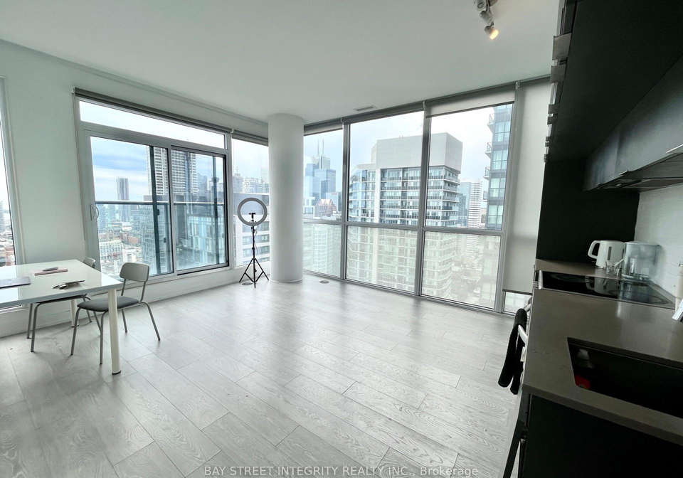 181-dundas-street-e-e-toronto-ontario-c12287404