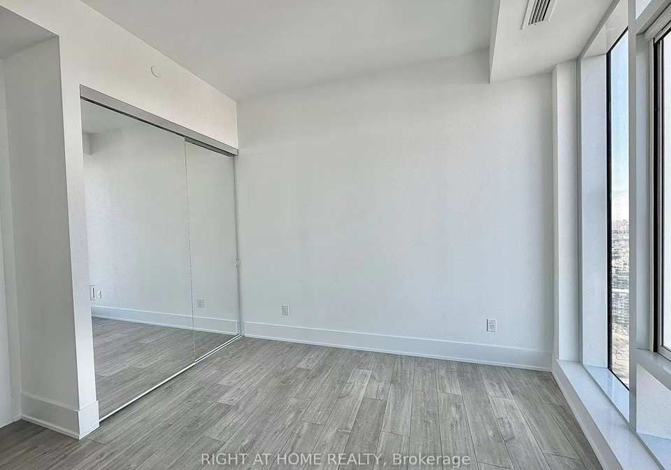 470-front-street-toronto-ontario-c12287419
