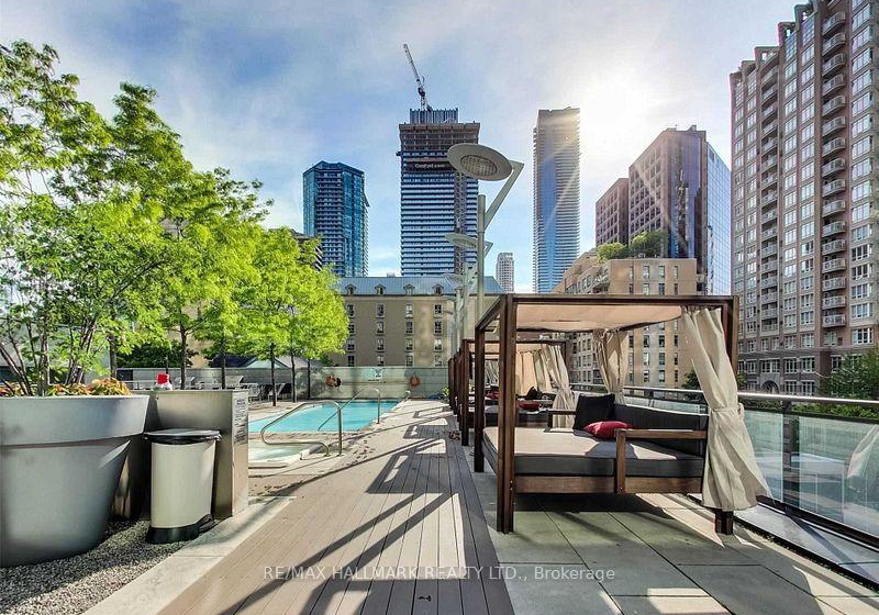 110-charles-street-e-e-toronto-ontario-c12287619