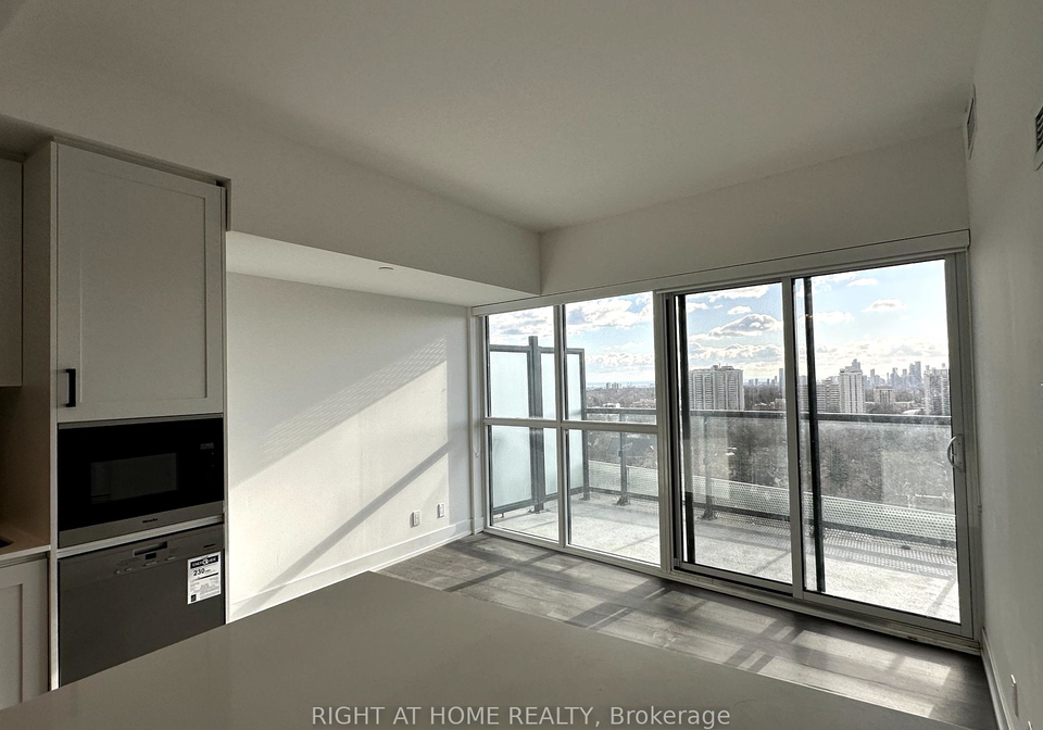 11-lillian-street-toronto-ontario-c12287696