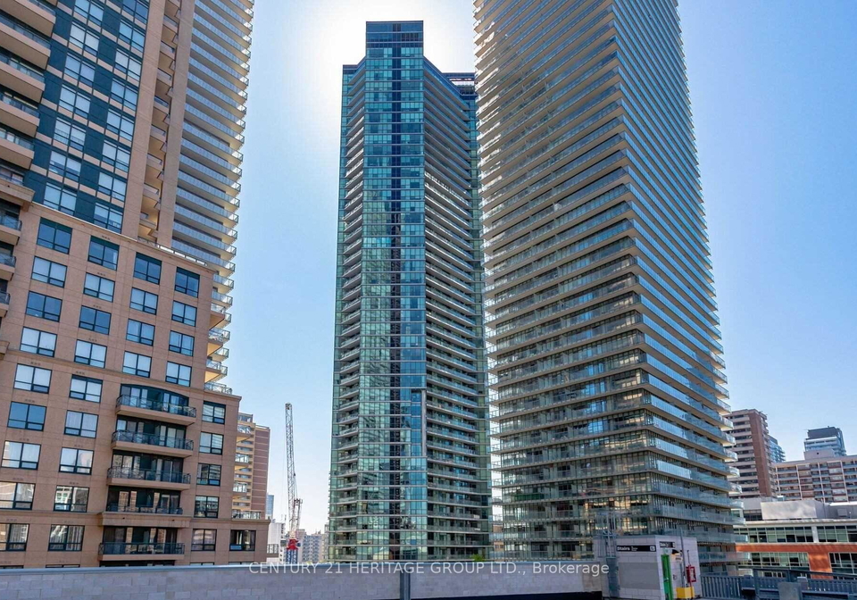 45-charles-street-e-e-toronto-ontario-c12287996