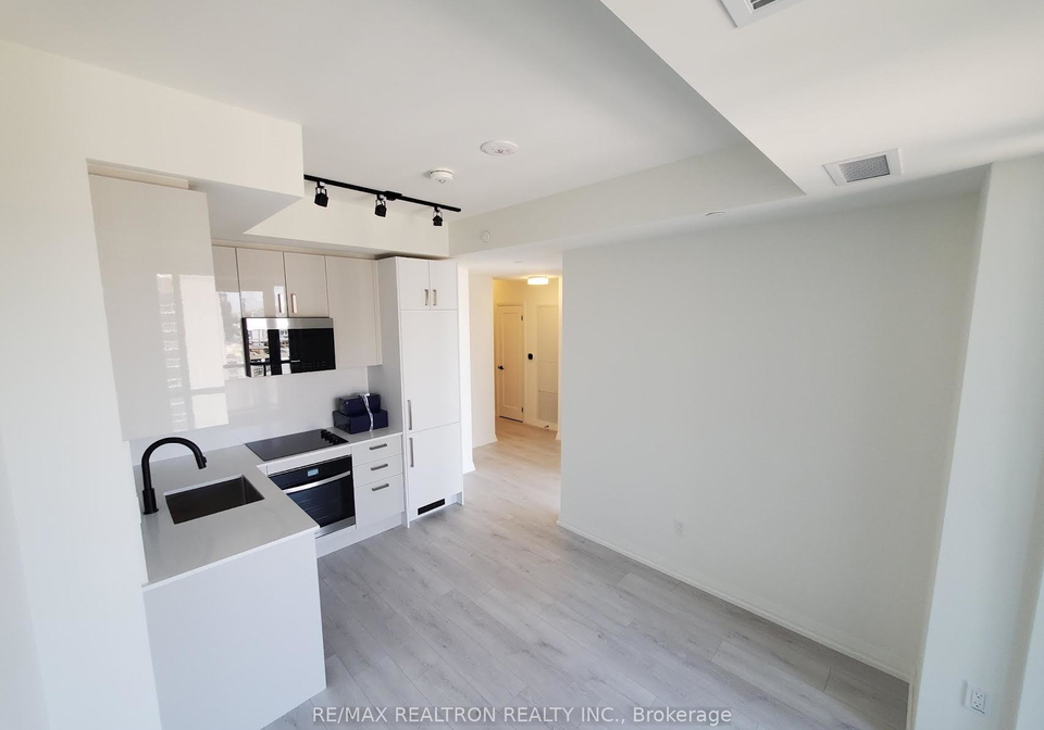 280-dundas-st-street-w-w-toronto-ontario-c12288038
