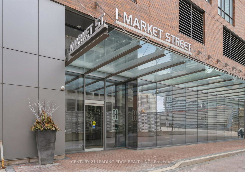 1-market-street-toronto-ontario-c12288279