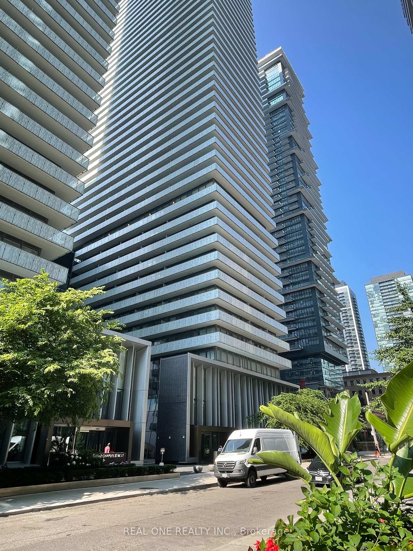 50-charles-street-e-e-toronto-ontario-c12288319