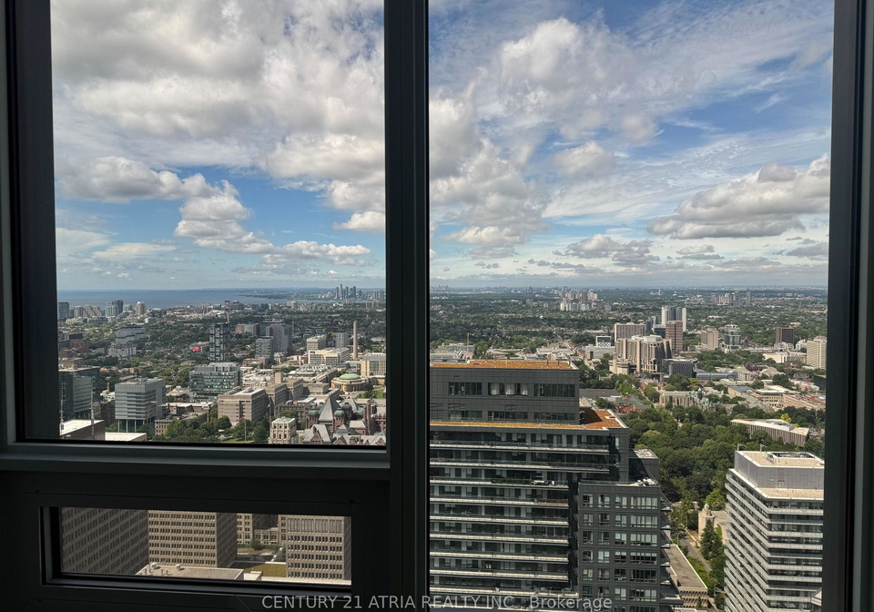8-wellsley-street-w-w-toronto-ontario-c12288741