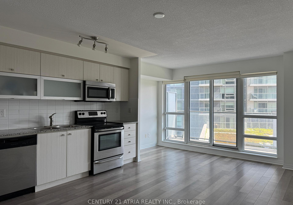 2015-sheppard-avenue-e-e-north-york-ontario-c12288885