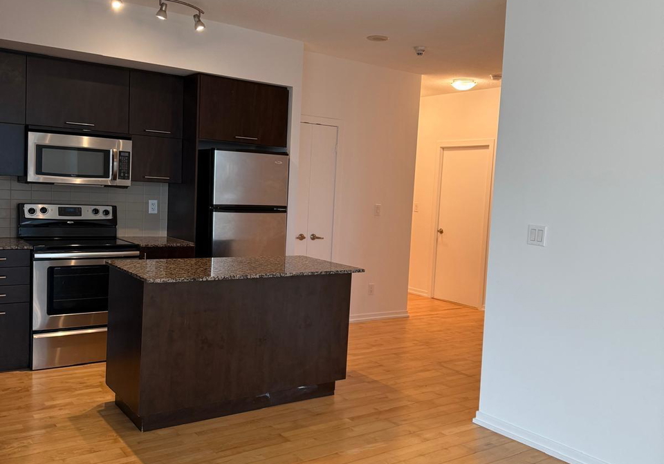 55-bremner-boulevard-toronto-ontario-c12288890