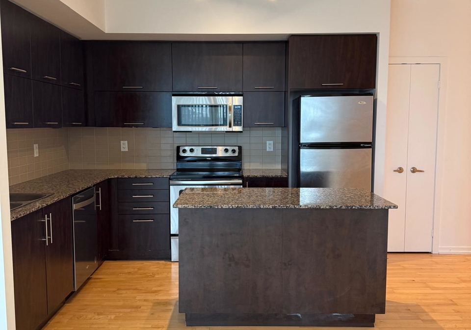 55-bremner-boulevard-toronto-ontario-c12288890