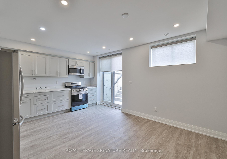 60-belvidere-avenue-toronto-ontario-c12289059