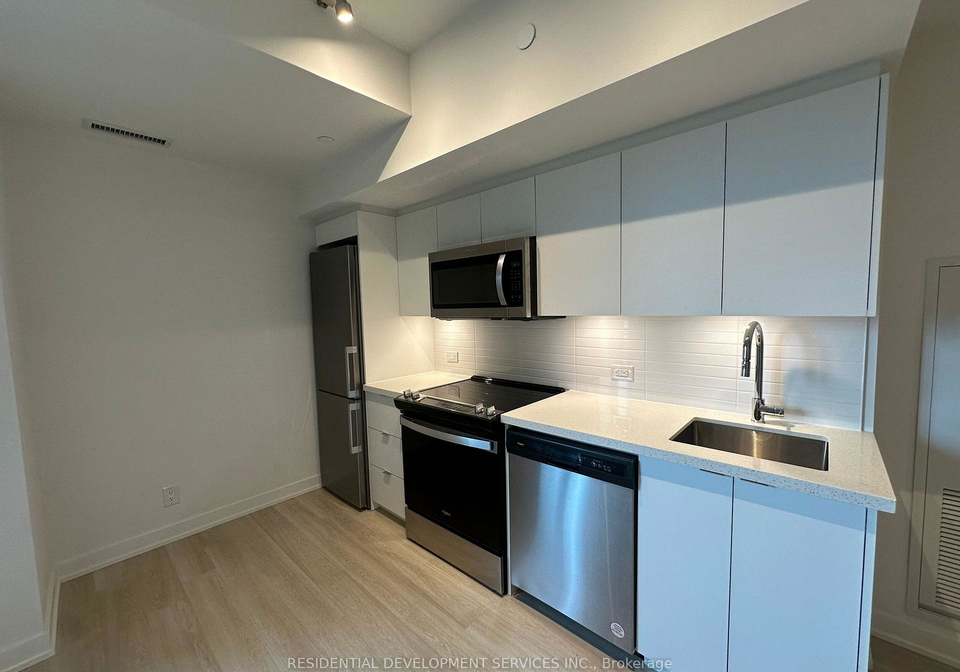30-tretti-way-toronto-ontario-c12289118