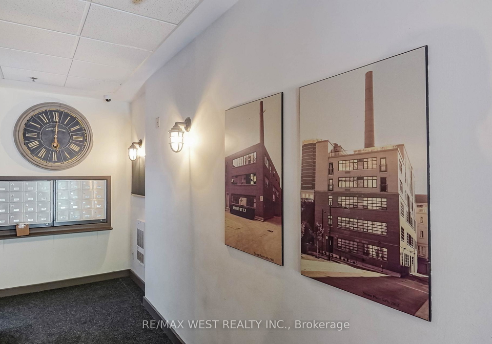 10-wellesley-place-toronto-ontario-c12289232