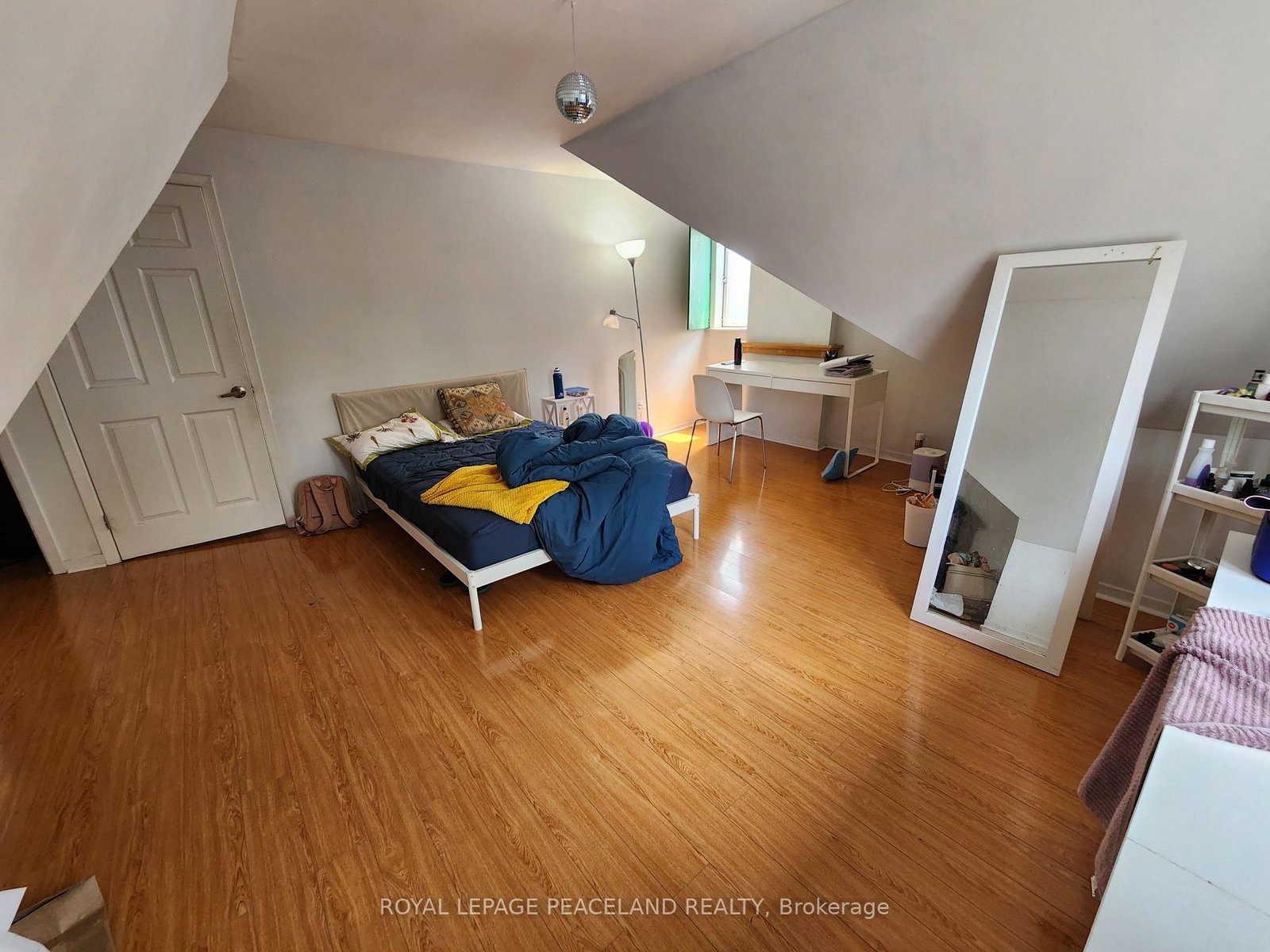 61-madison-avenue-toronto-ontario-c12289259
